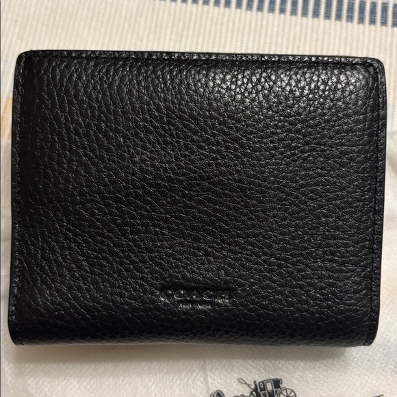 Coach Black Snap Wallet with Gold Horse and Carriage Buckel (Georgie) - Picture 2 of 9